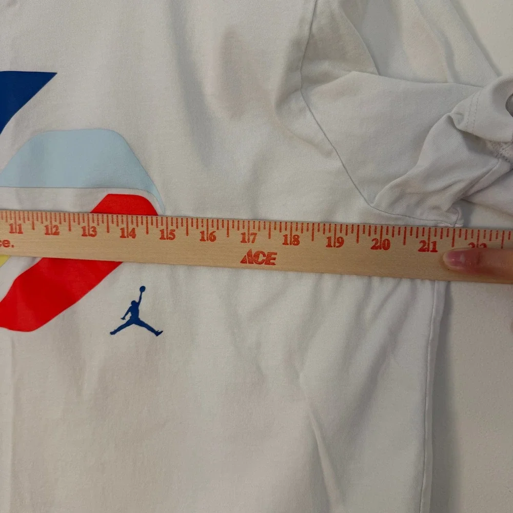 Jordan Graphic T-Shirt Mens Large White Jumpman Sporty Streetwear Tee